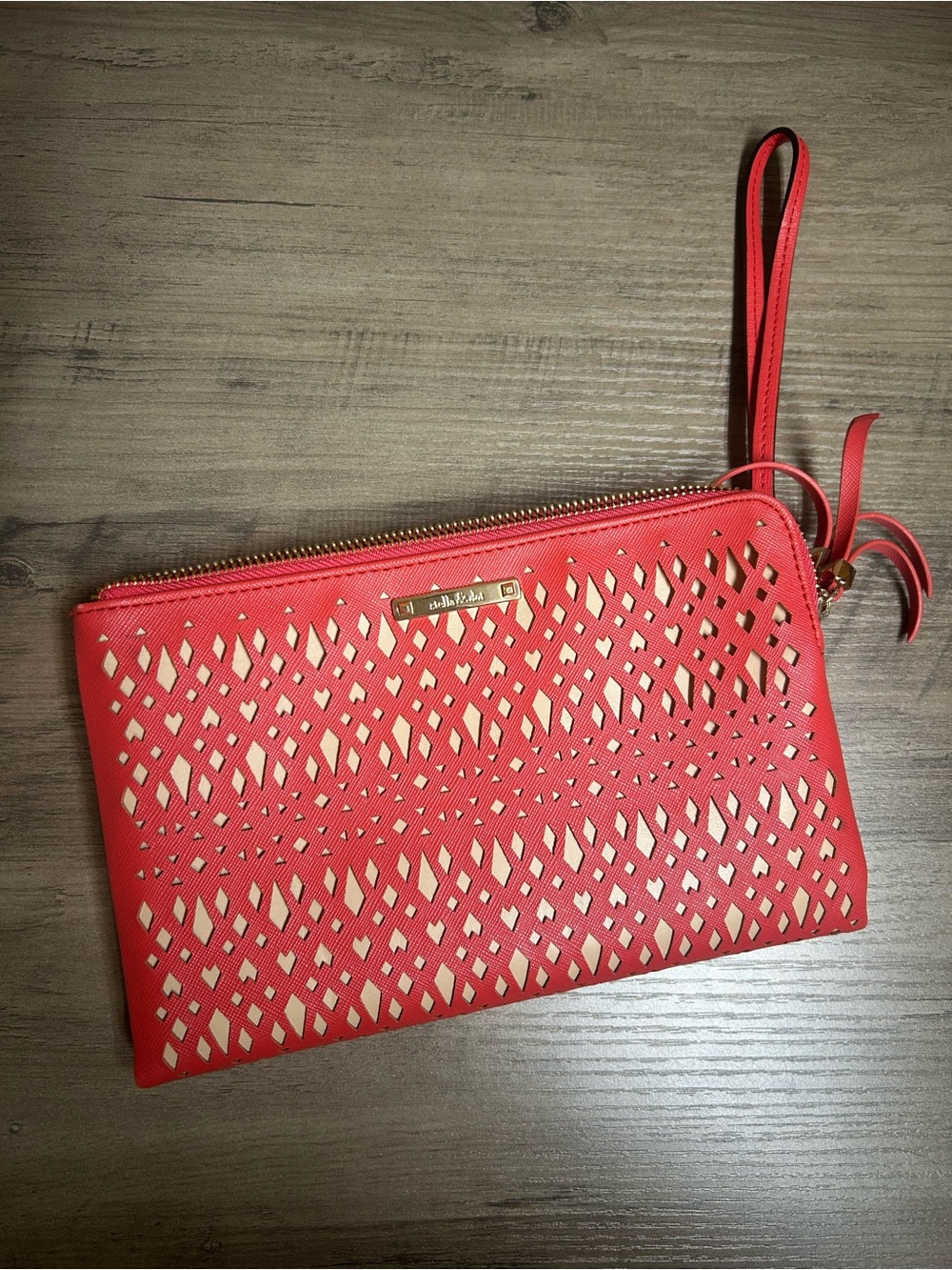 Stella & Dot Red Laser-Cut Wristlet Clutch with Cream Underlay